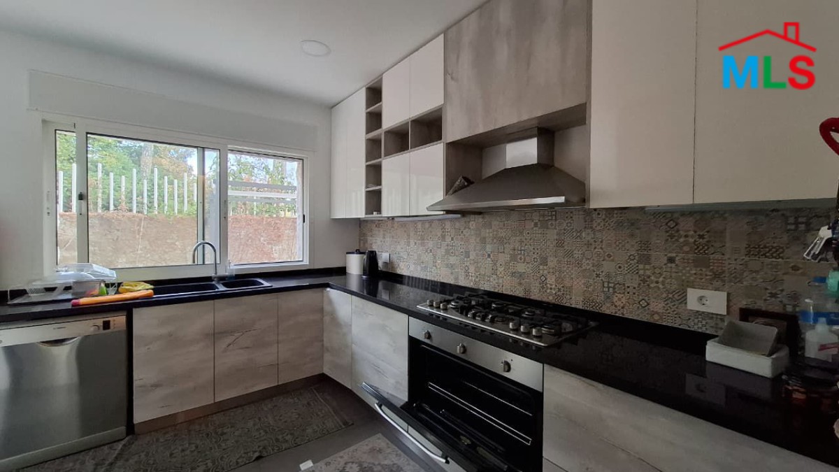 Stunning Apartment With Terrace & Garden For Sale in Baabdat