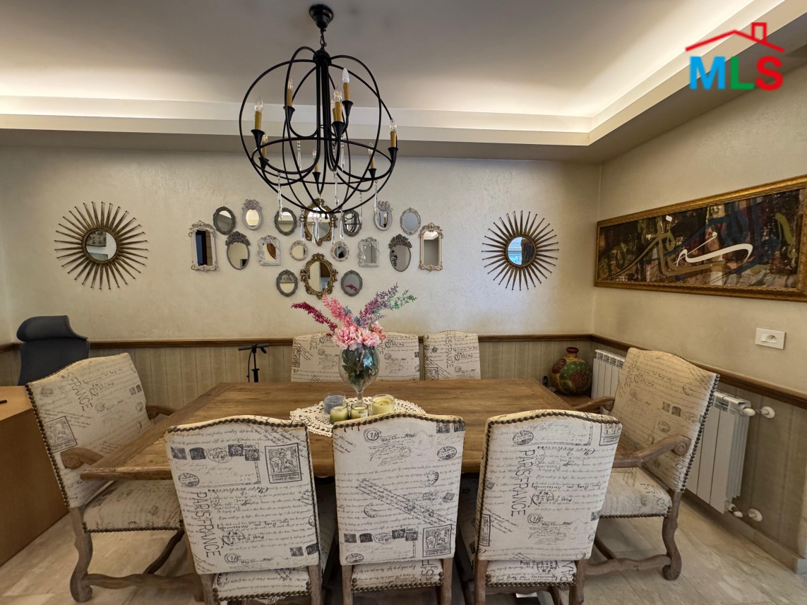 Fully Decorated Apartment For Sale In A Luxurious Building in Mansourieh