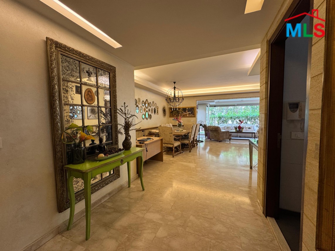 Fully Decorated Apartment For Sale In A Luxurious Building in Mansourieh