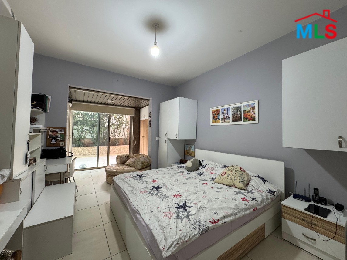 Fully Decorated Apartment For Sale In A Luxurious Building in Mansourieh