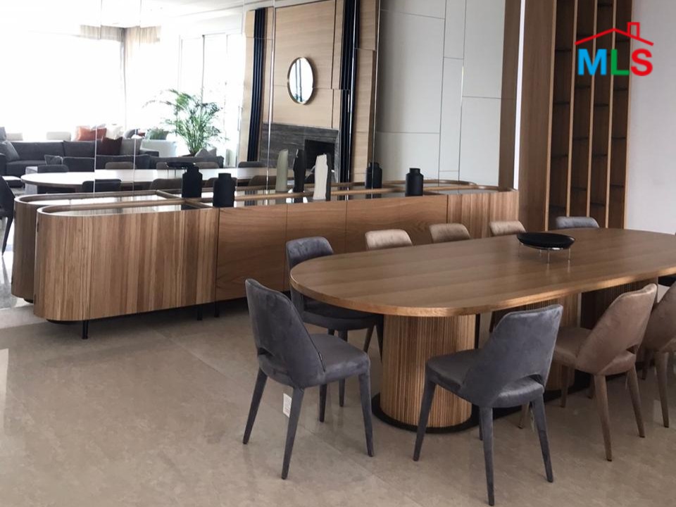Amazing Apartment with Sea & City View For Sale in Achrafieh, Sursock