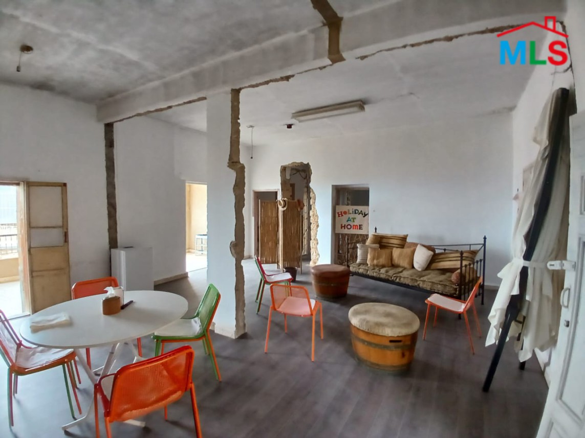 1,088 SQM Old House With Land For Sale in Beit Chabeb