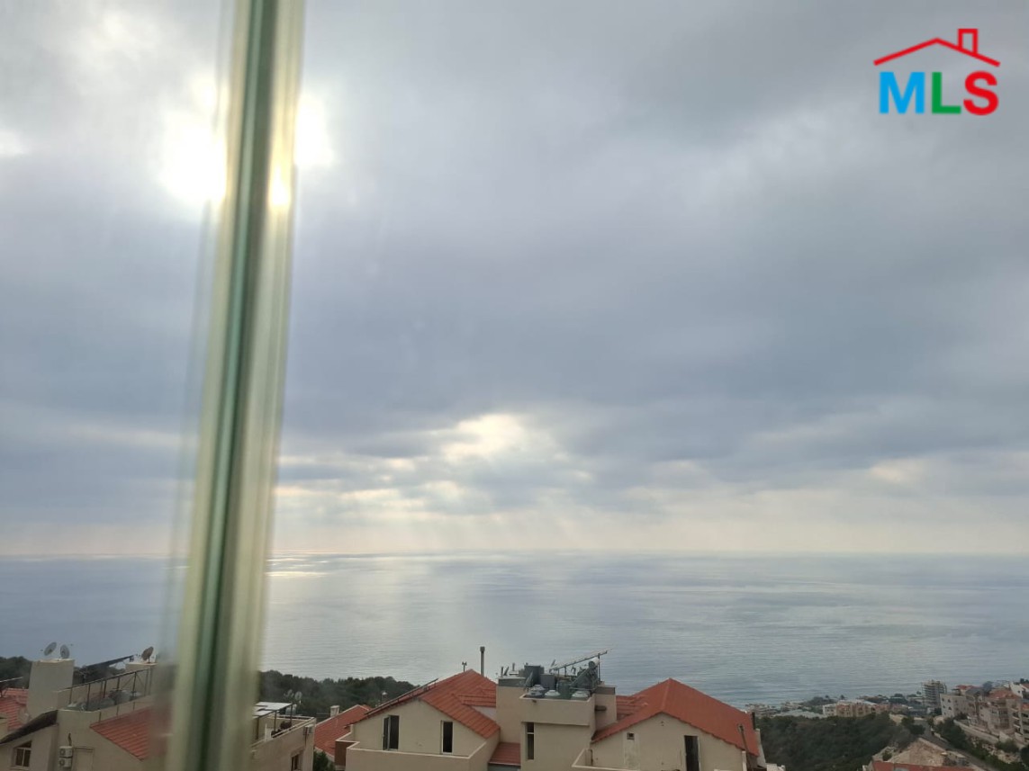 Modern 3-Bedroom Apartment With Terrace For Sale in Halat