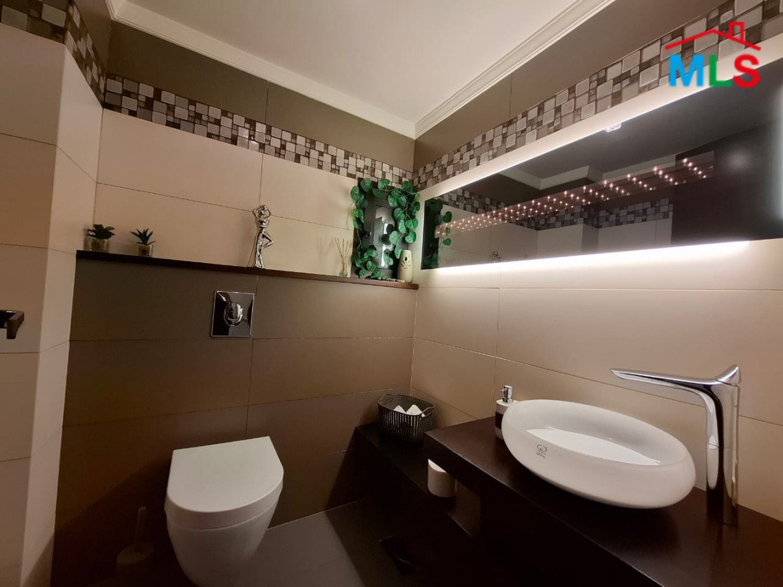 Modern 3-Bedroom Apartment With Terrace For Sale in Halat