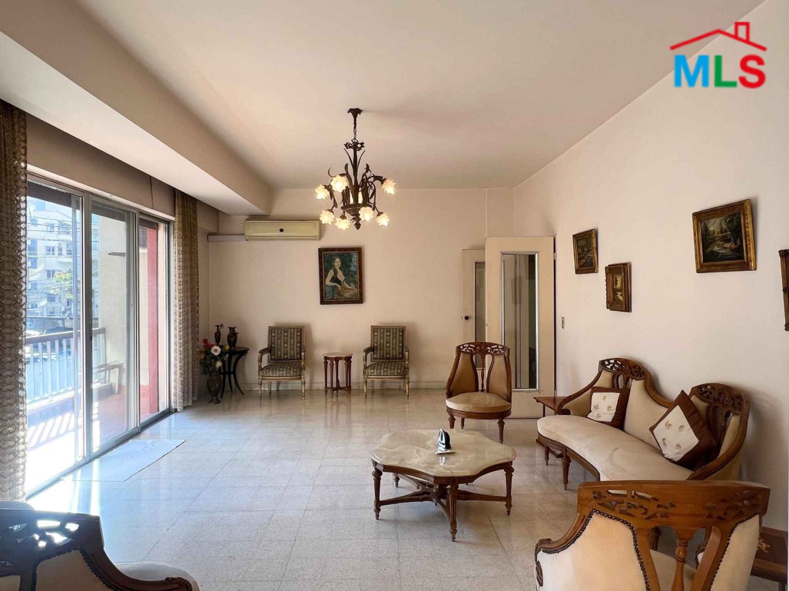 Bright 4-Bedroom Apartment For Sale in Achrafieh, Sassine