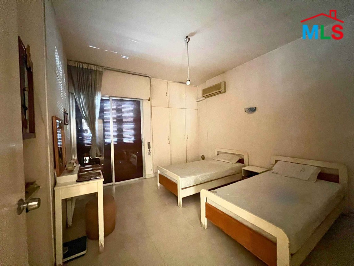 Bright 4-Bedroom Apartment For Sale in Achrafieh, Sassine