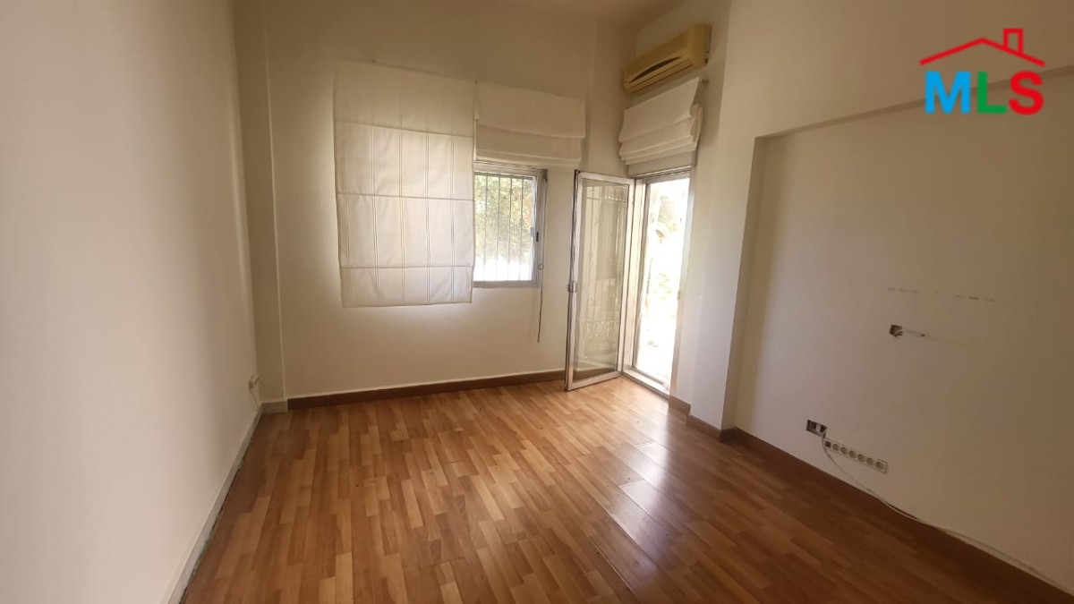 Cozy Apartment For Sale in New Shayle