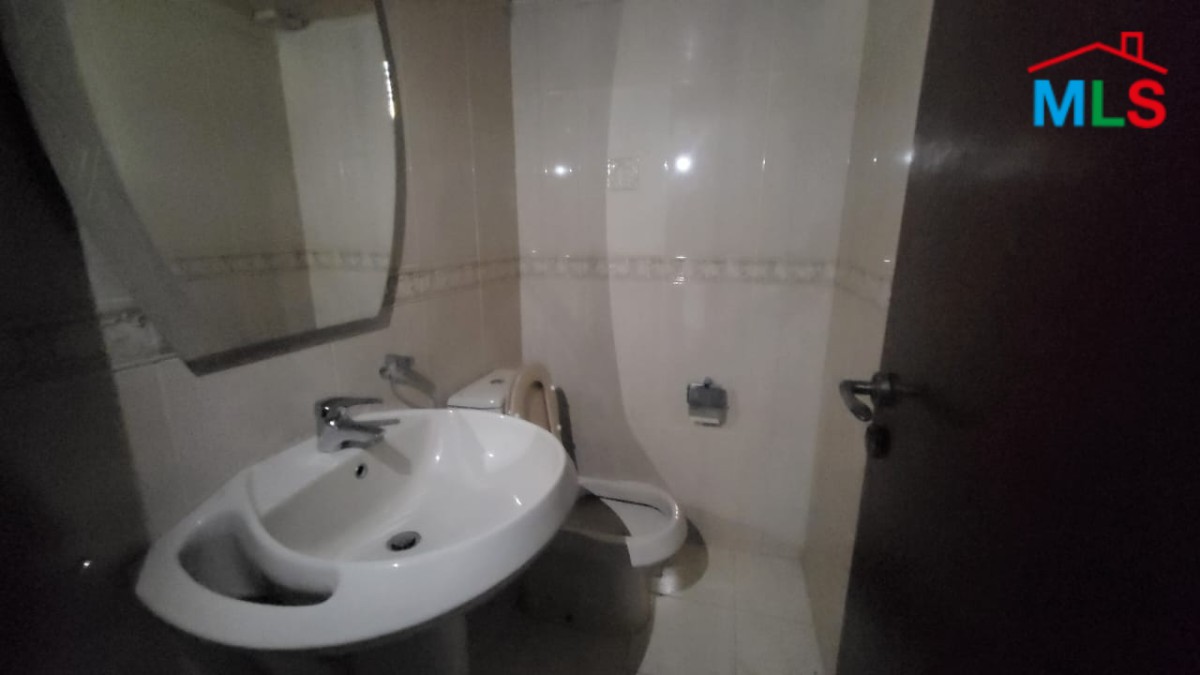 Cozy Apartment For Sale in New Shayle