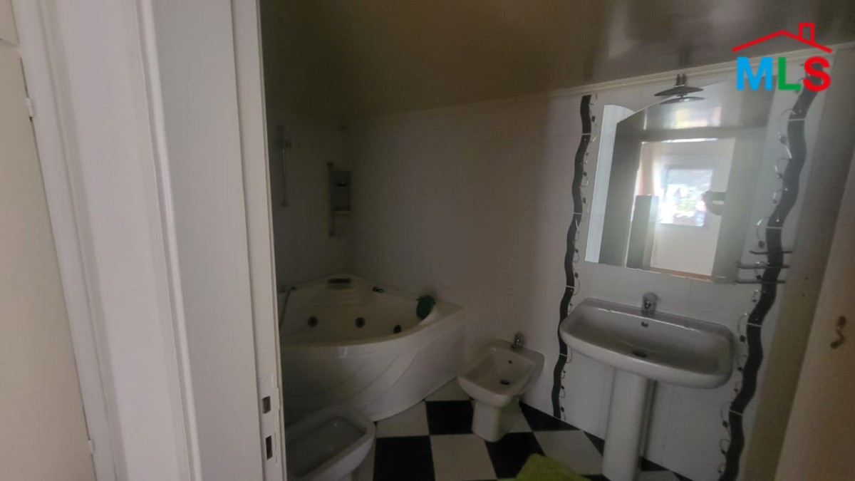 Cozy Apartment For Sale in New Shayle