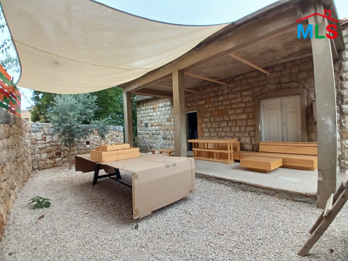 Land With Old House For Sale in Beit Chabeb
