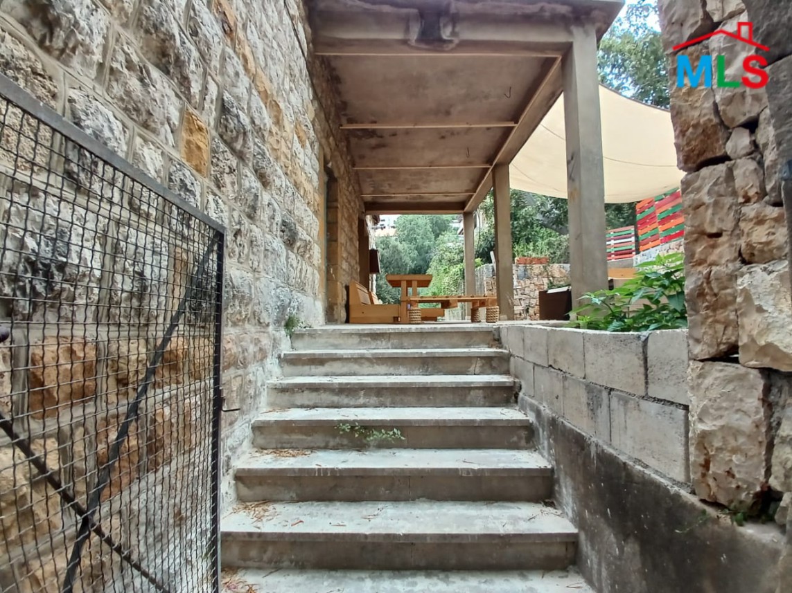 Land With Old House For Sale in Beit Chabeb