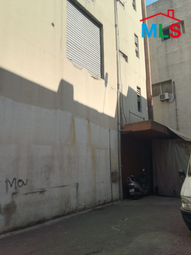 87 SQM Warehouse For Sale in Sed El Baouchriye
