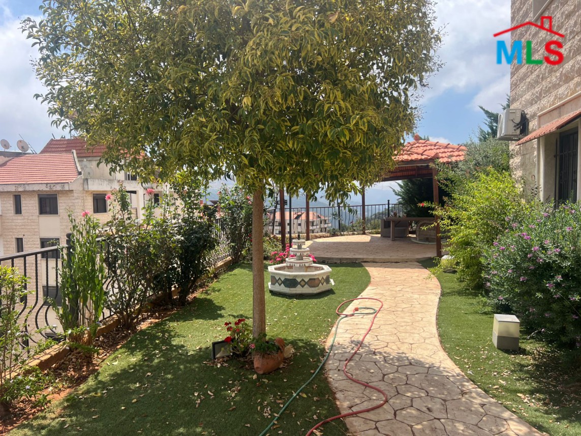 Beautiful Apartment With A Big Garden For Sale in Aley