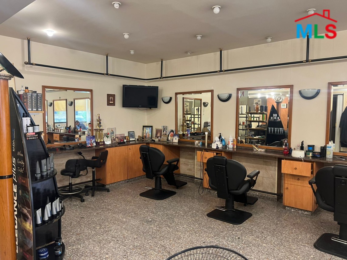 70 SQM Shop For Sale in Ain Al Remmane