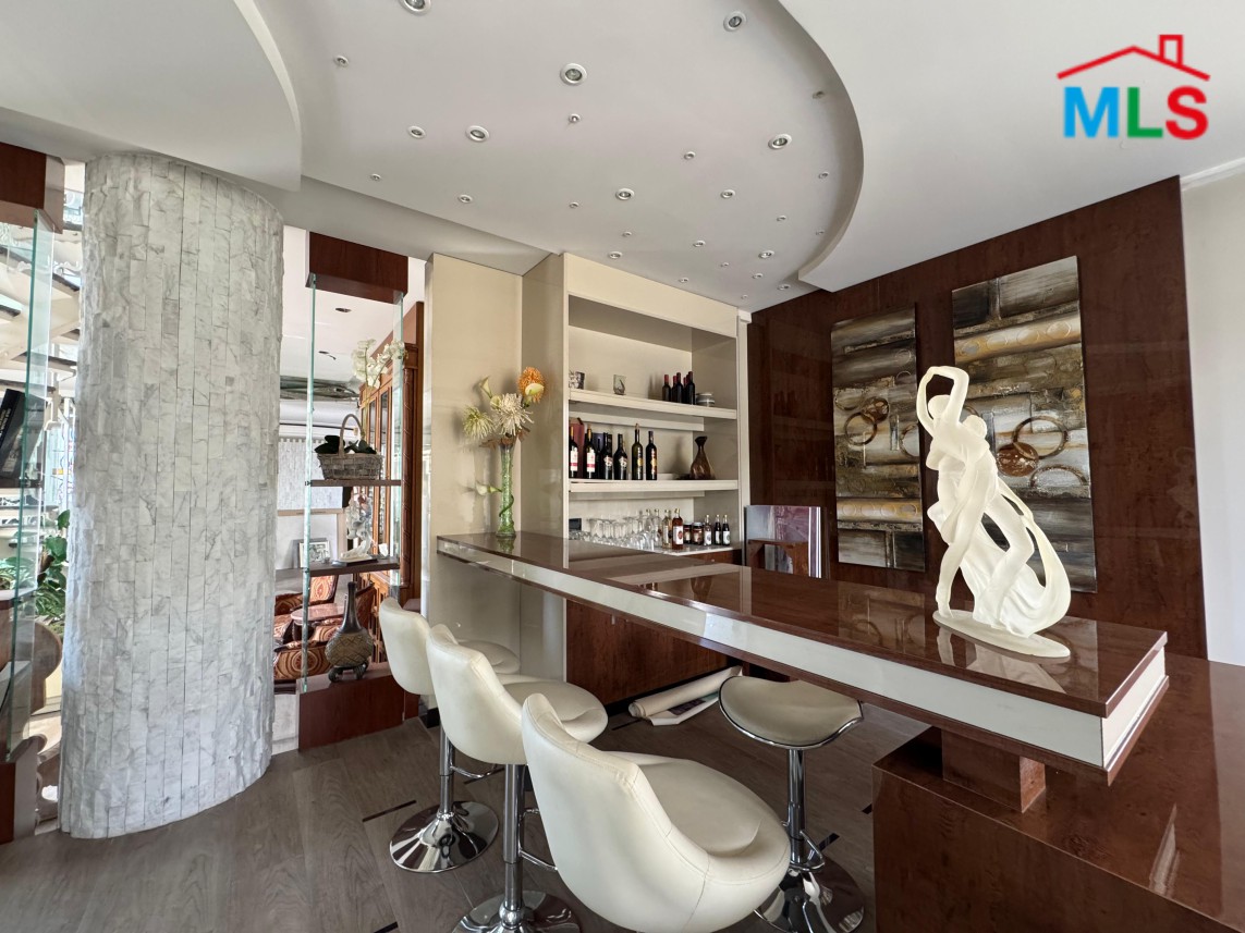 Exclusive! Showroom For Sale in A Prime Location On The Main Road Mkalles