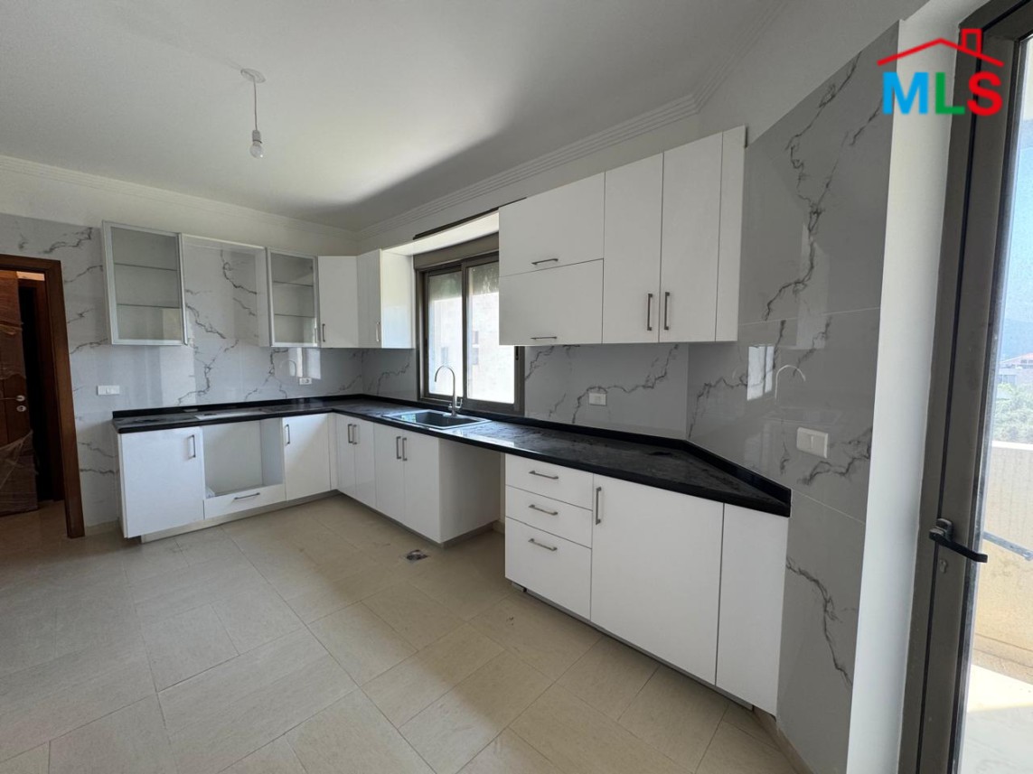 Beautiful Apartment For Sale in Kfarhbeib, Ghazir