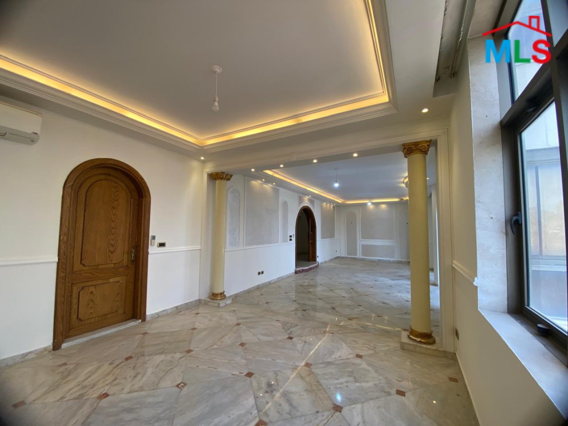High-End Apartment with Mountain View For Sale in Clemenceau, Ras Beirut