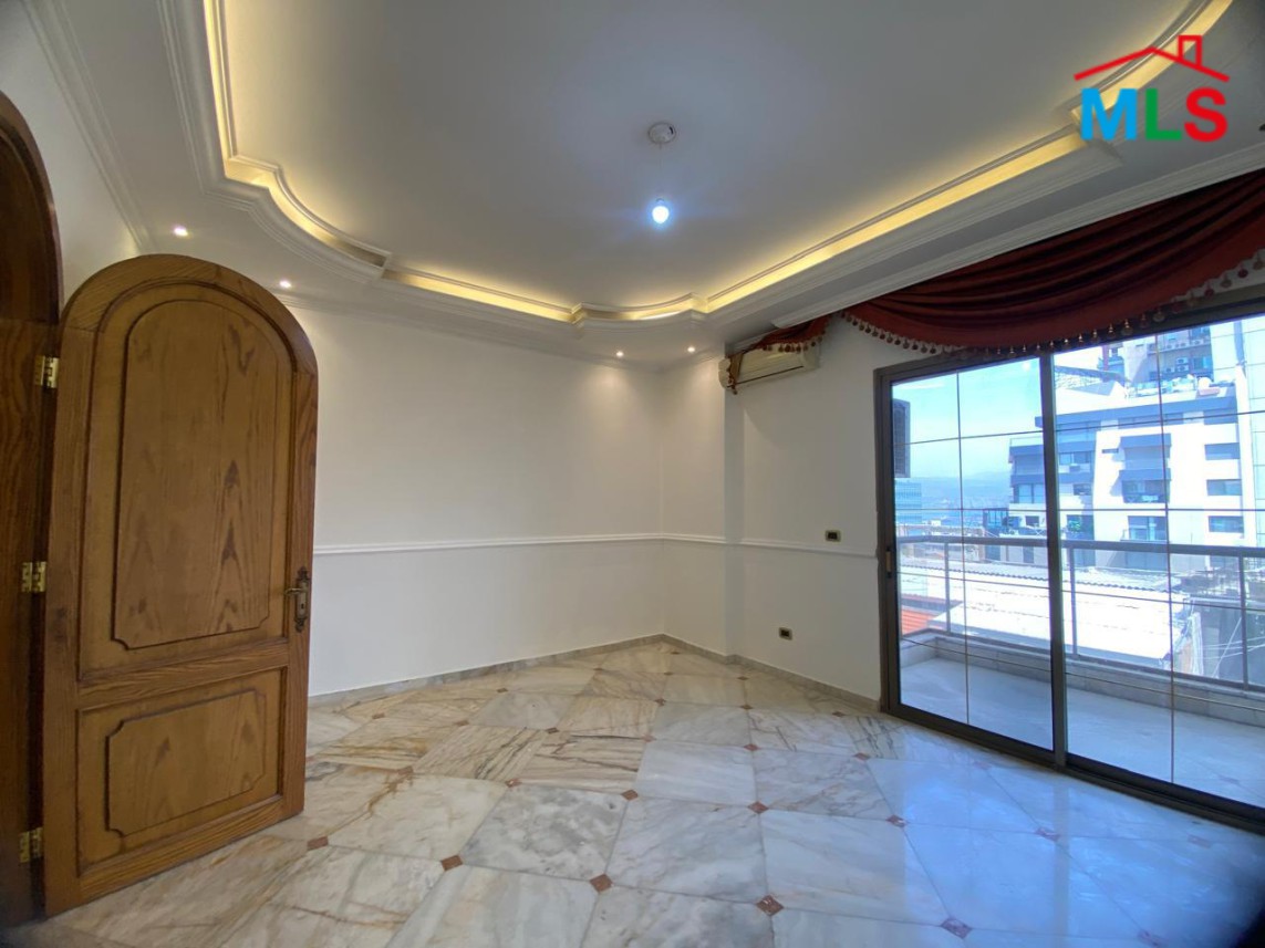 High-End Apartment with Mountain View For Sale in Clemenceau, Ras Beirut