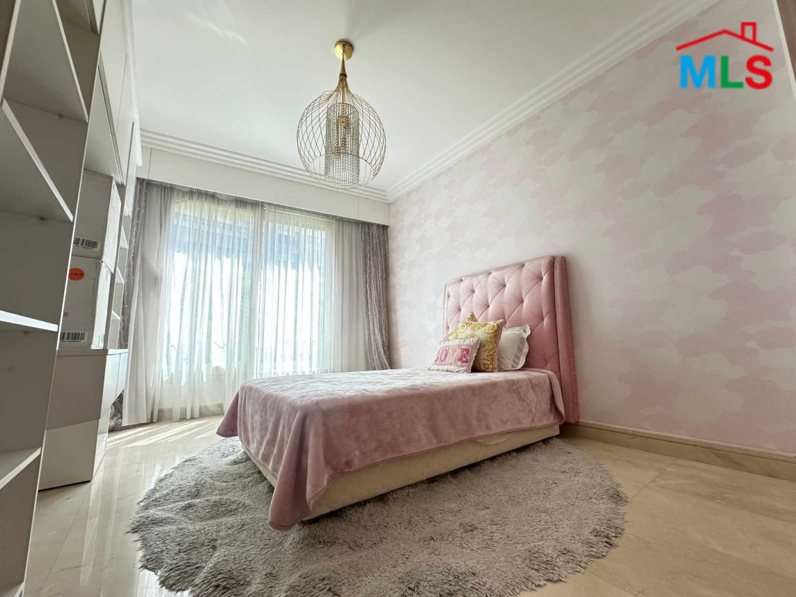 Elegant & Furnished Apartment with Sea View For Sale in Bliss, Ain El Mreisseh