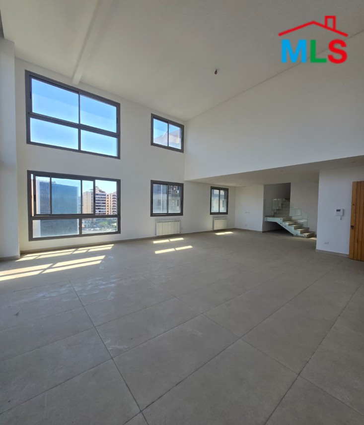 Modern & Brand New Duplex For Sale in Badaro