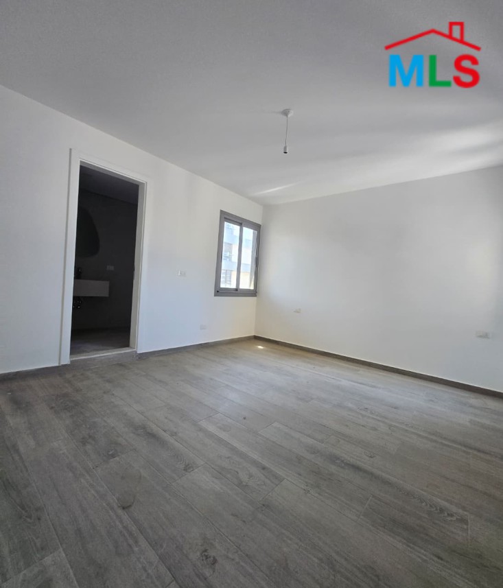 Modern & Brand New Duplex For Sale in Badaro
