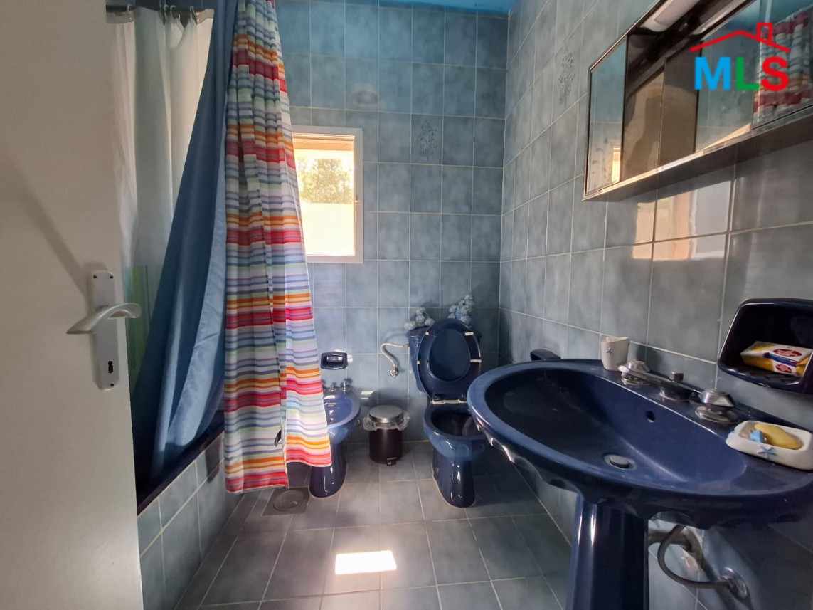 Spacious 3-Bedroom Apartment For Sale in Ajaltoun