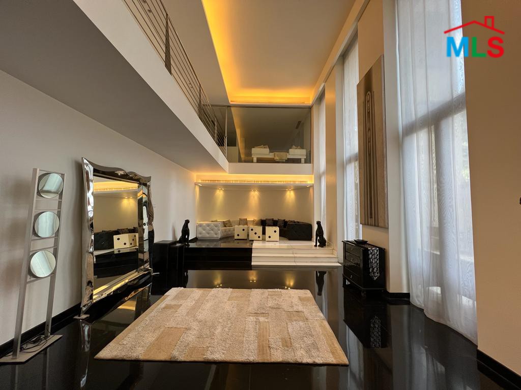 Luxurious Duplex Apartment With Terrace For Sale in Saifi