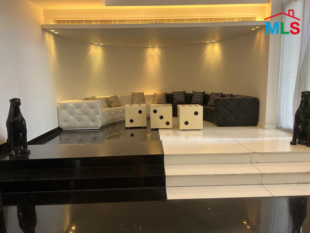Luxurious Duplex Apartment With Terrace For Sale in Saifi