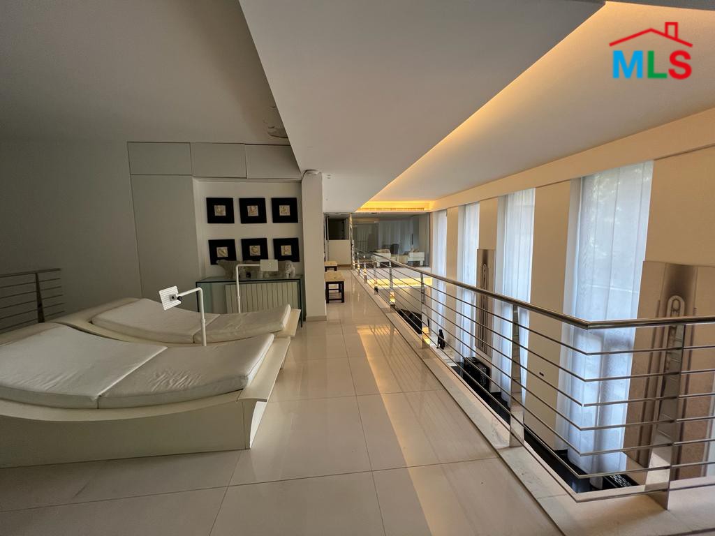 Luxurious Duplex Apartment With Terrace For Sale in Saifi