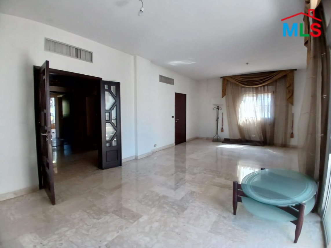Spacious Apartment For Sale in Aoukar