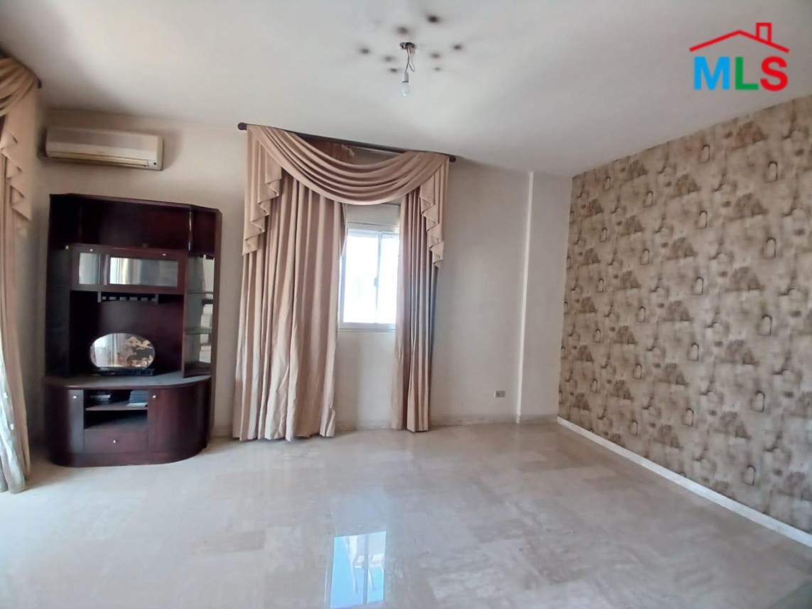 Spacious Apartment For Sale in Aoukar