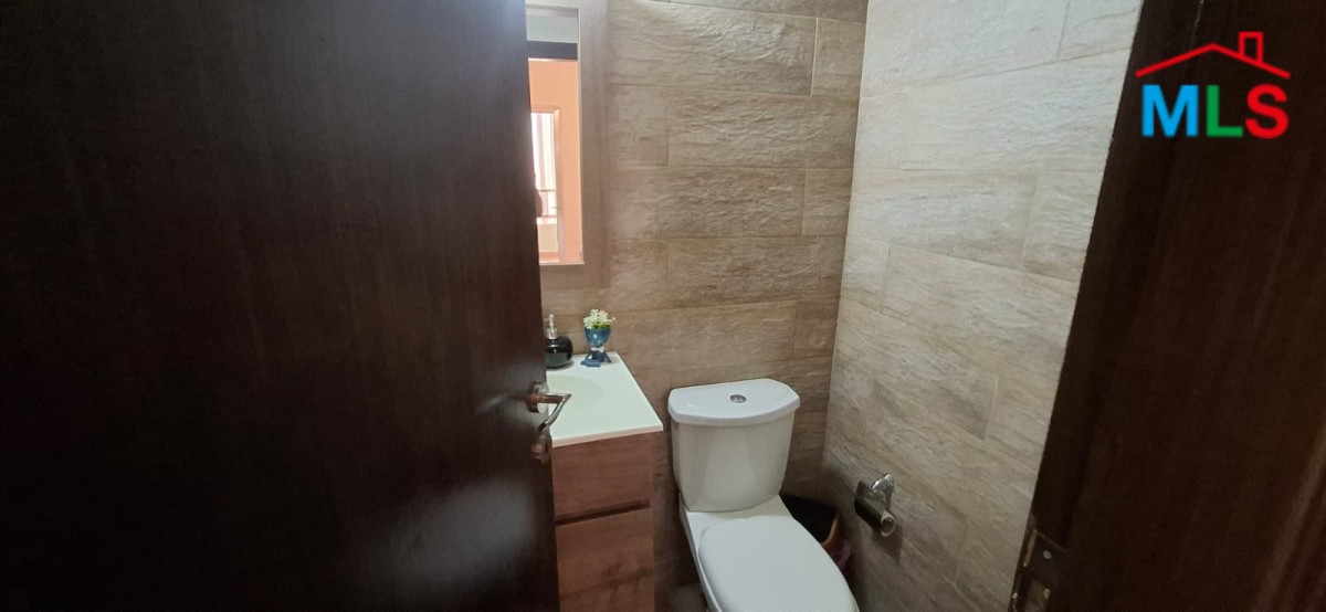 Hot Deal! 2-Bedroom Apartment For Sale in Biakout