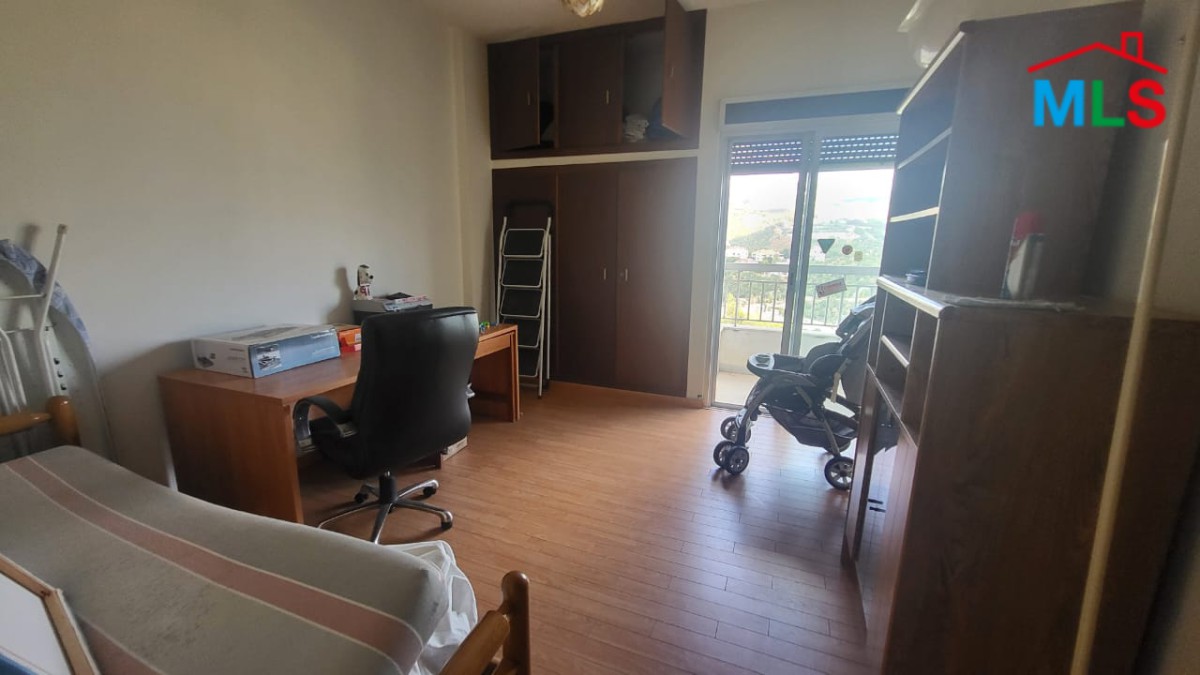 Furnished 3-Bedroom Apartment For Sale in Ajaltoun