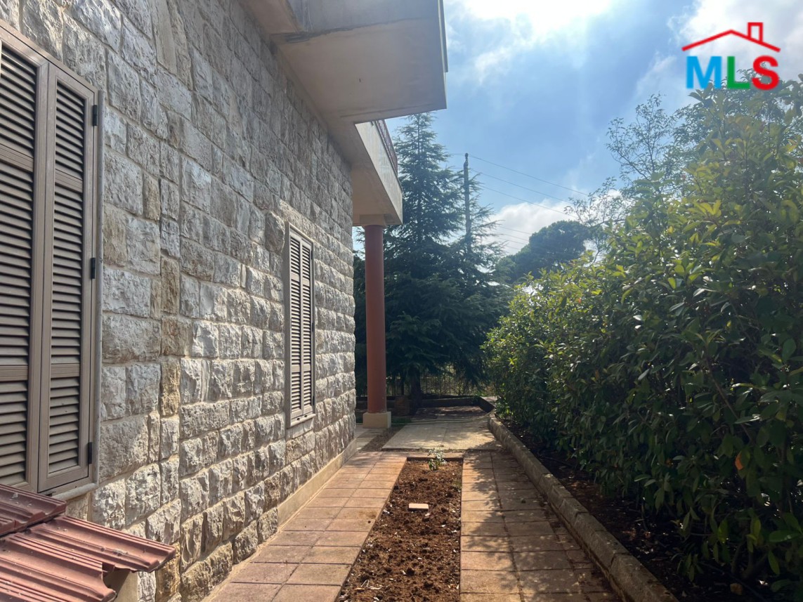 Exclusive! Spacious Villa For Sale in Souq El Gharb, Aley