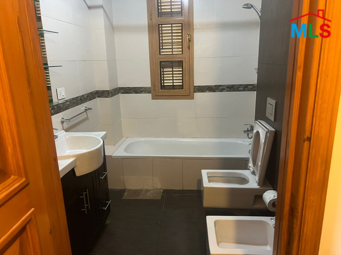 Exclusive! Spacious Villa For Sale in Souq El Gharb, Aley