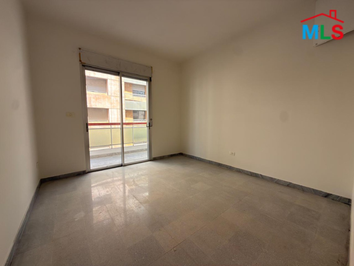 Exclusive! Bright & Sunny Apartment For Sale in Achrafieh, Fassouh