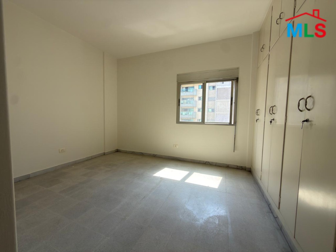 Exclusive! Bright & Sunny Apartment For Sale in Achrafieh, Fassouh