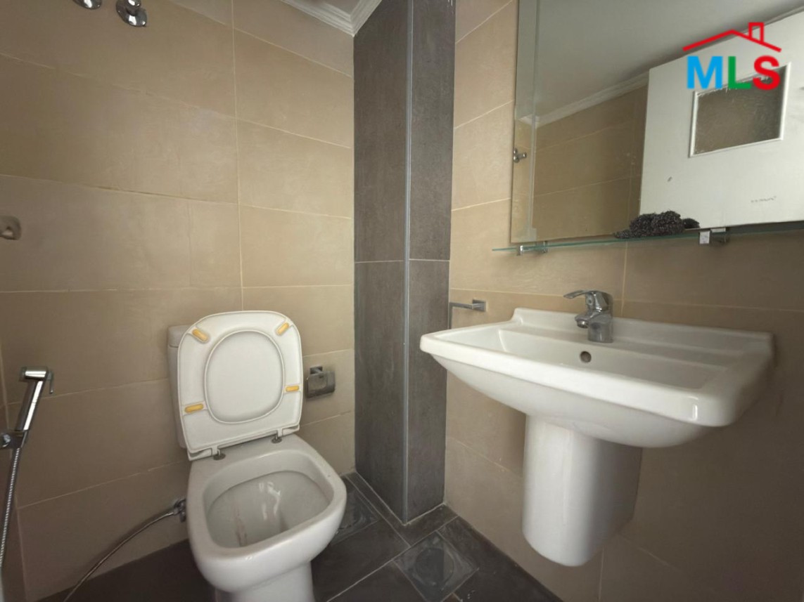 Exclusive! Bright & Sunny Apartment For Sale in Achrafieh, Fassouh