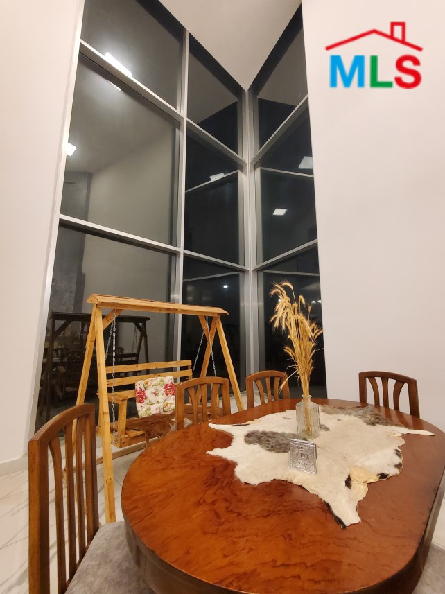 Exclusive! Luxurious Furnished Villa For Sale in Mansouriet Bhamdoun