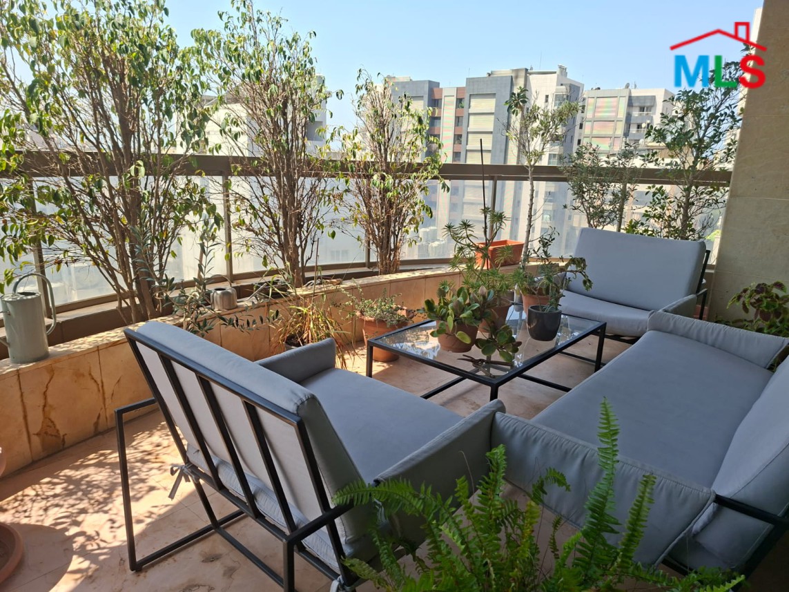 3-Bedroom Apartment with City View For Sale in Mar Elias, Ras Beirut
