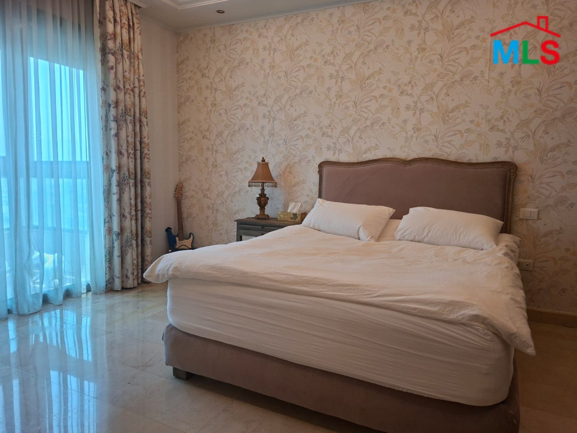 3-Bedroom Apartment with City View For Sale in Mar Elias, Ras Beirut