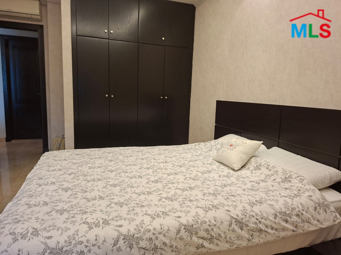 3-Bedroom Apartment with City View For Sale in Mar Elias, Ras Beirut