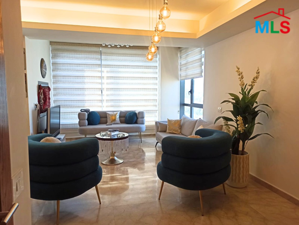 2-Bedroom Apartment with City View For Sale in Achrafieh, Near Adlieh