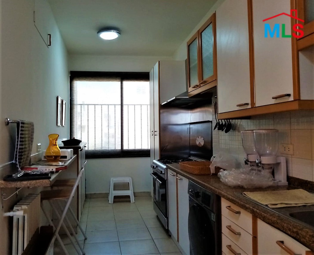 Spacious Apartment With Open City View For Sale in Achrafieh, Sioufi