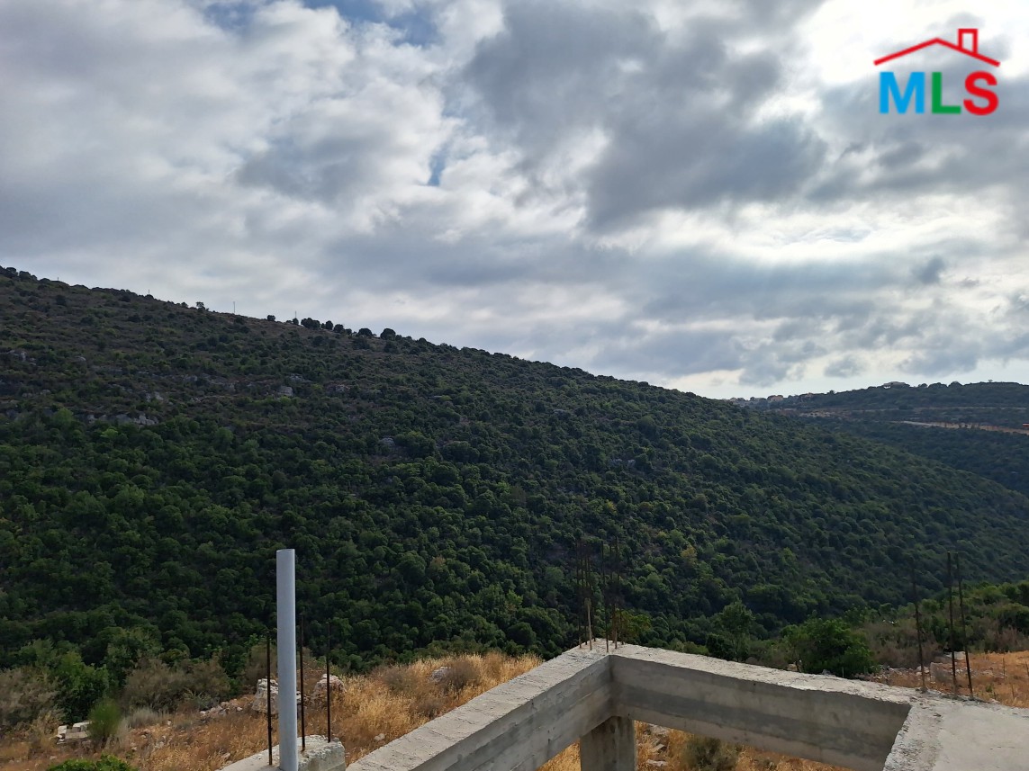2,055 SQM Land For Sale in Chabtine With A Beautiful View