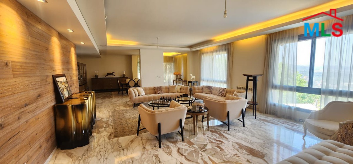 Prestigious Villa With High-End Finishing & Garden For Sale in Jamhour