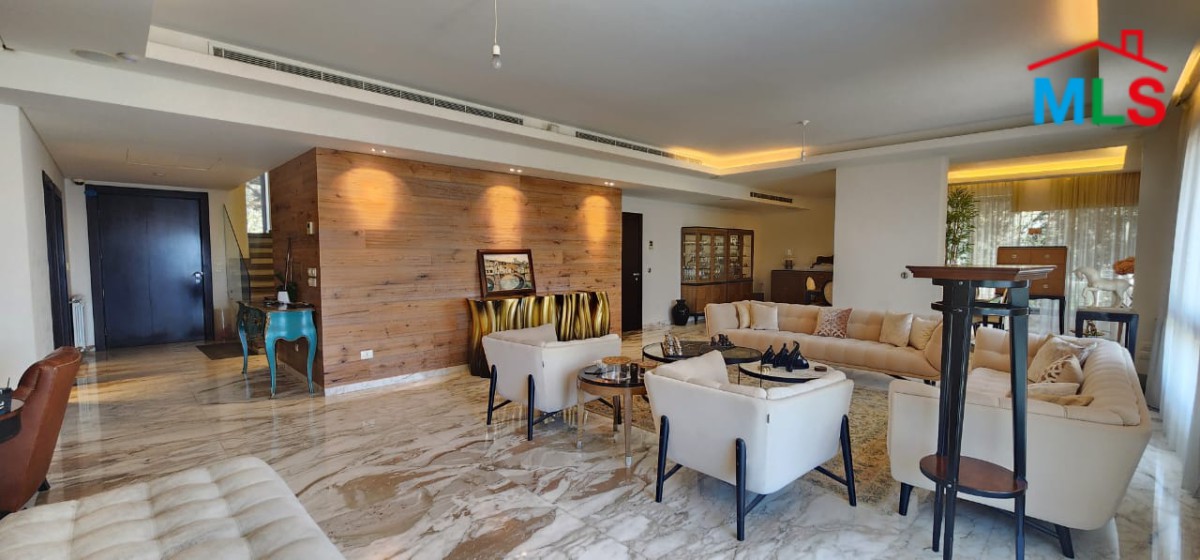 Prestigious Villa With High-End Finishing & Garden For Sale in Jamhour