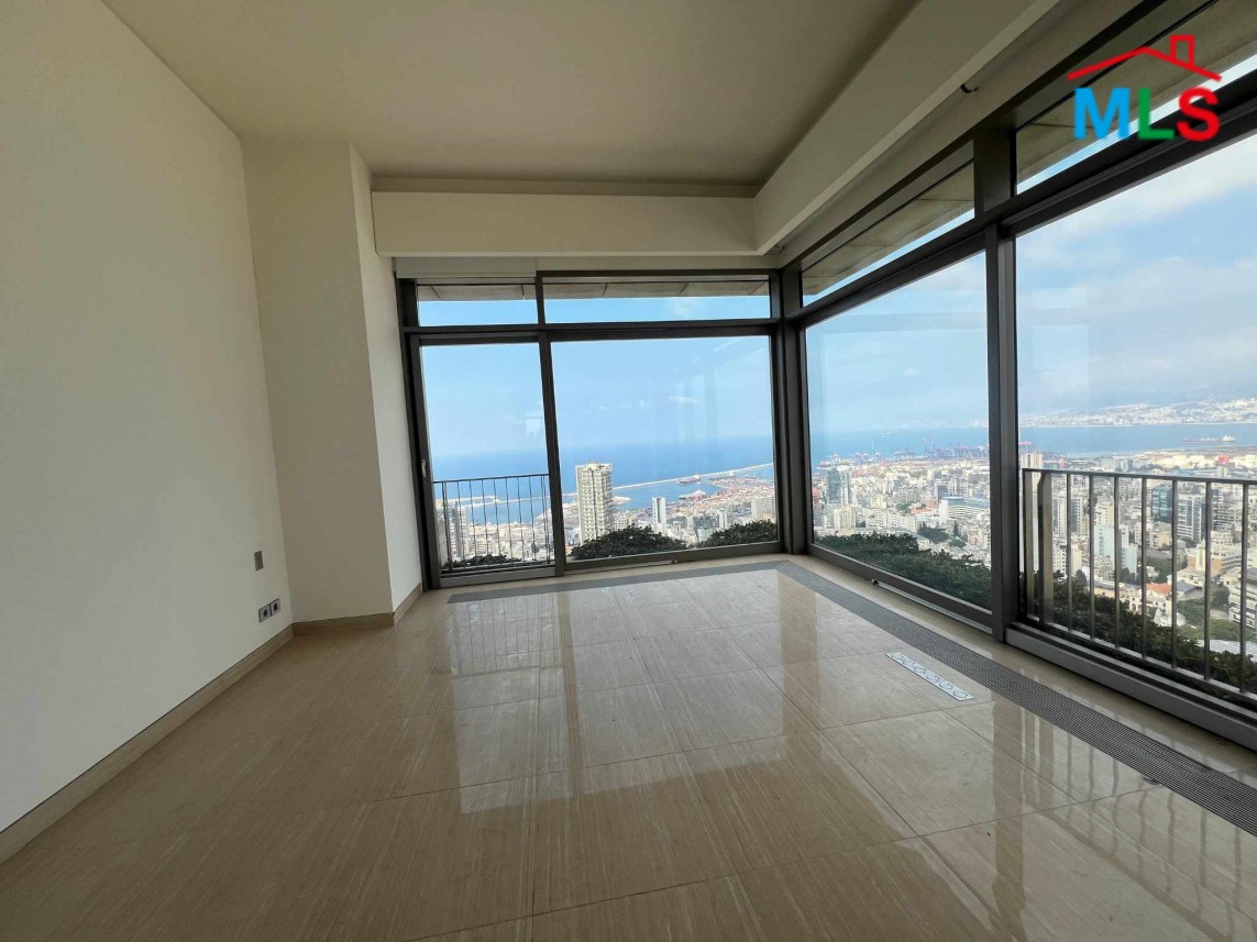 3-Bedroom Apartment For Sale in a High-End Building in Achrafieh, Carré D'or