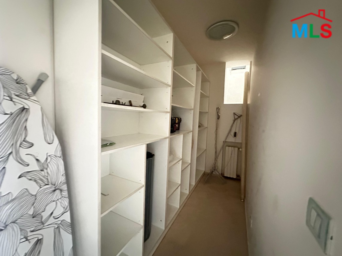 High-End Chalet with Terrace And Garden For Sale in Ouyoun El Siman, Mzar
