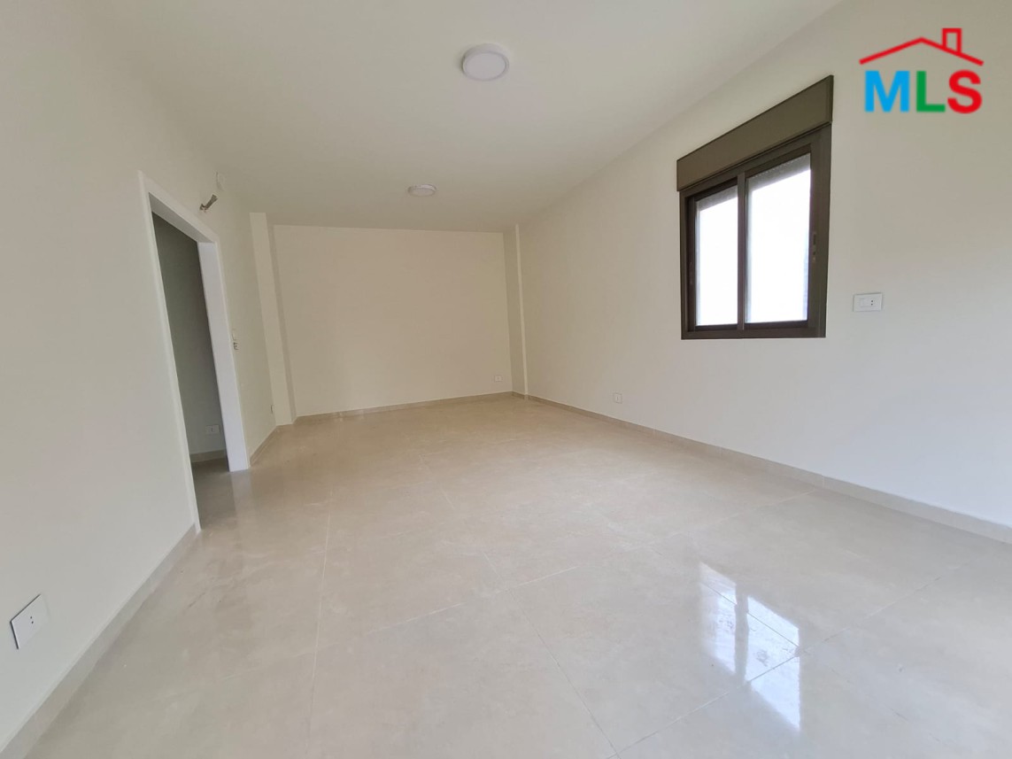2-Bedroom Apartment For Sale in New Shayle